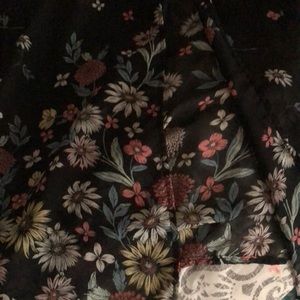 Black with flowers kimono 💕